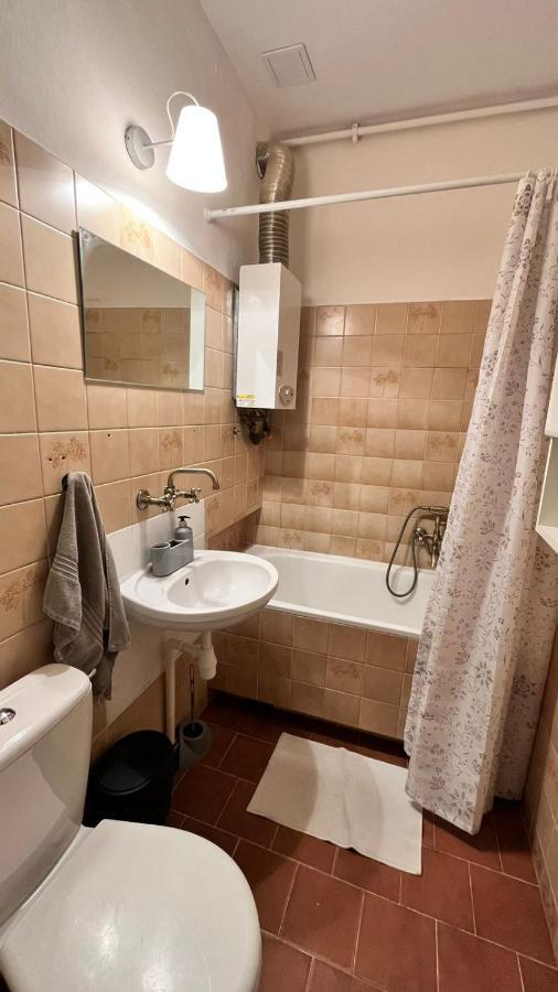 Bedroom Near The Bus And Train Station Krakau