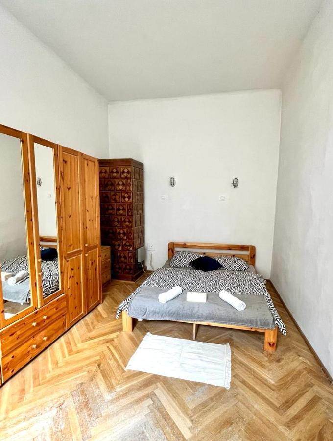 Bedroom Near The Bus And Train Station Krakau
